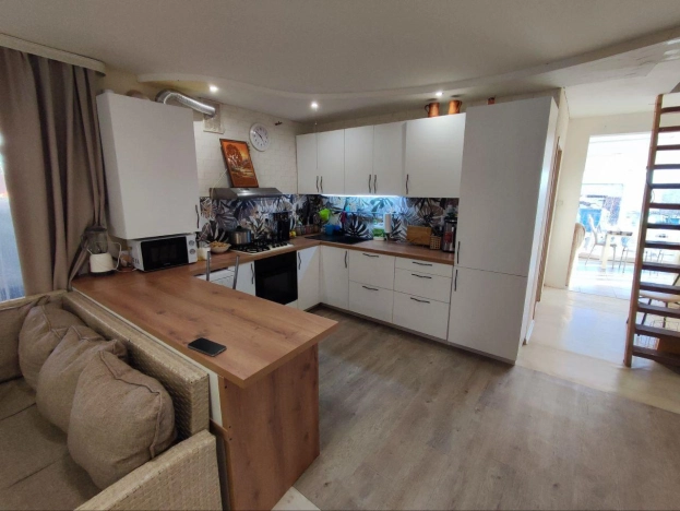 Купить дом на улице Дачная в Калуге. Вариант № 26686, 7, площадь -  квм, цена 7000000 рублей