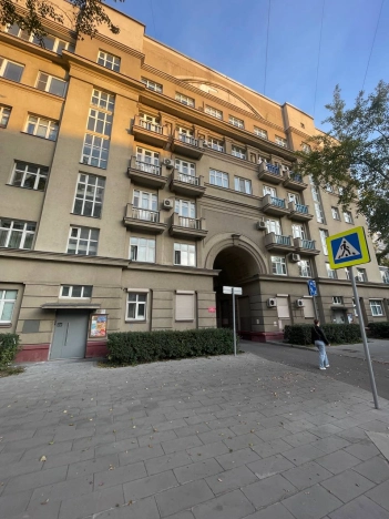 Купить квартиру в Москве. Вариант № 4146074, 14, площадь - квм, цена 37000000.0000 рублей
