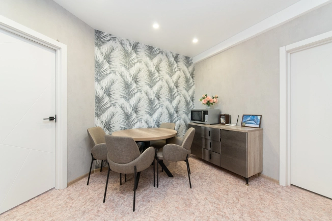 Купить двухкомнатную квартиру в Микрорайоне 142-й, Магнитогорск в Магнитогорске. Вариант № 47959, 5, площадь -  квм, цена 5800000 рублей