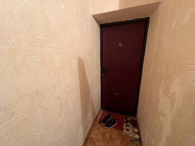 Купить однокомнатную квартиру в Белгородской области. Вариант № 9923932, 8, площадь -  квм, цена 2550000 рублей