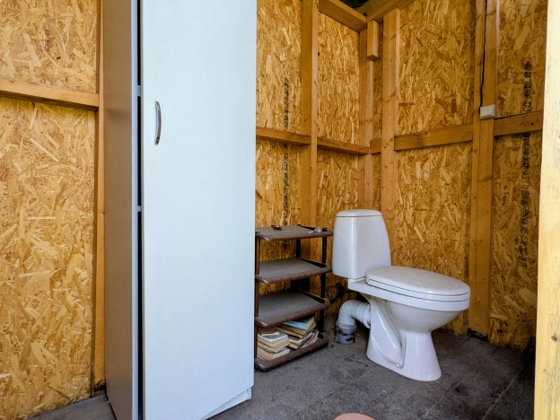 Купить дачу в районе Калининский в Новосибирске. Вариант № 53494, 14, площадь -  квм, цена 2650000 рублей