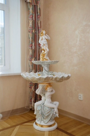 Купить трехкомнатную квартиру в районе Московский в Санкт-Петербурге. Вариант № 48620, 8, площадь -  квм, цена 36900000 рублей