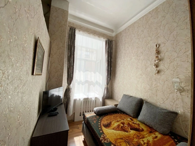 Купить квартиру в Москве. Вариант № 8668740, 10, площадь -  квм, цена 120000000 рублей