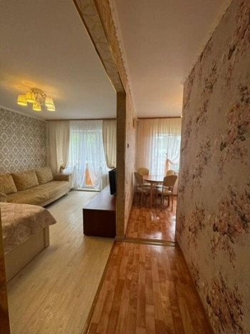 Купить однокомнатную квартиру в районе Калининский в Новосибирске. Вариант № 8335702, 3, площадь -  квм, цена 3950000 рублей