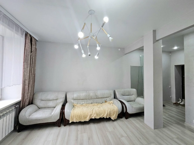 Купить двухкомнатную квартиру в Микрорайоне 15-й, Ангарск в Ангарске. Вариант № 33564, 2, площадь -  квм, цена 4100000 рублей