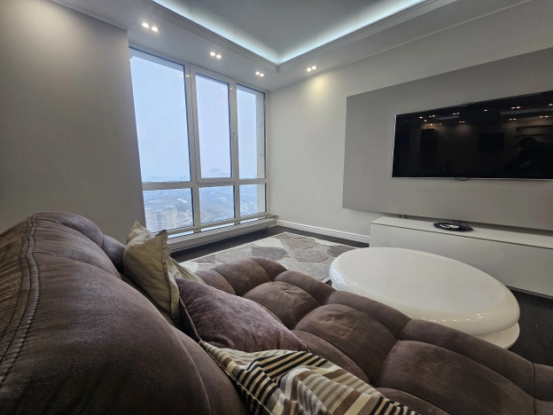 Купить квартиру в Москве. Вариант № 10316041, 11, площадь -  квм, цена 38600000 рублей