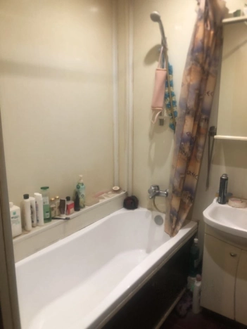 Купить двухкомнатную квартиру в ЮВАО в Москве. Вариант № 2863994, 27, площадь -  квм, цена 16800000 рублей