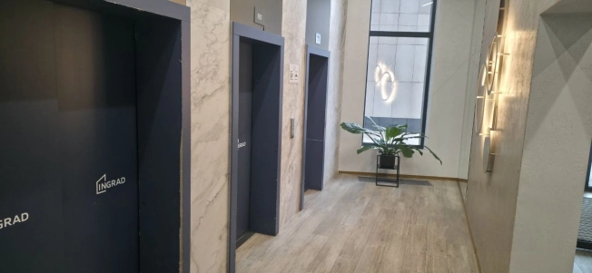 Купить квартиру в Москве. Вариант № 8869349, 28, площадь -  квм, цена 28000000 рублей