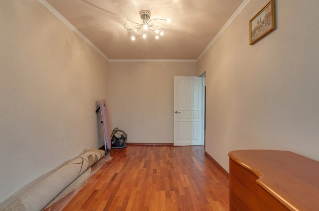 Купить квартиру в Вологодской области. Вариант № 8790858, 35, площадь -  квм, цена 12000000 рублей