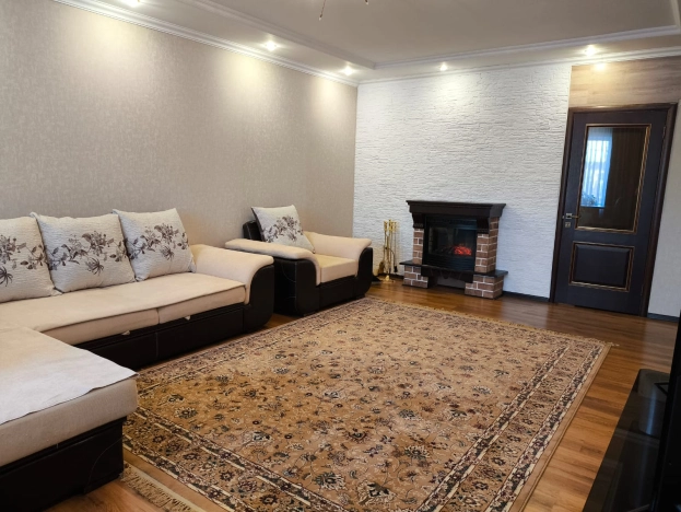 Купить дом в Тюменской области. Вариант № 8955135, 9, площадь -  квм, цена 7200000 рублей