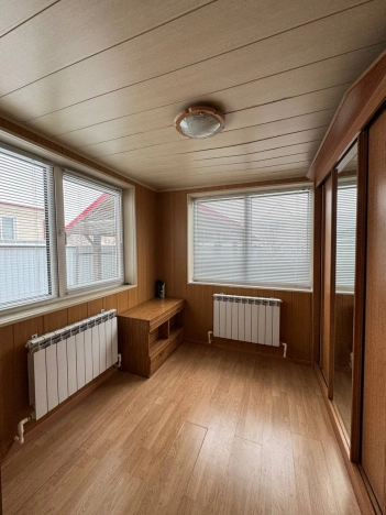 Купить дом в Микрорайоне Прометей, Октябрьский в Октябрьском. Вариант № 4837, 9, площадь -  квм, цена 11000000 рублей