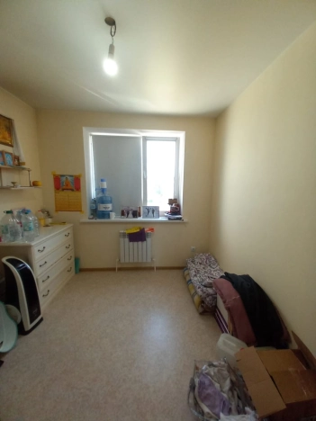 Купить трехкомнатную квартиру на вторичке в Микрорайоне 8-й, Элиста в Элисте. Вариант № 6175, 4, площадь -  квм, цена 7100000 рублей