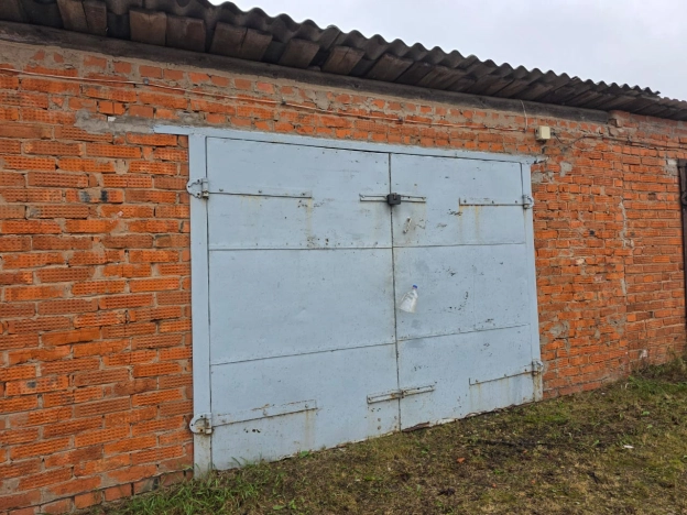 Купить квартиру на улице Большевистская в Пермском крае. Вариант № 9440405, 10, площадь -  квм, цена 2200000 рублей