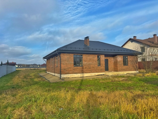 Купить дом в Московской области. Вариант № 10272220, 0, площадь - квм, цена 10990000 рублей