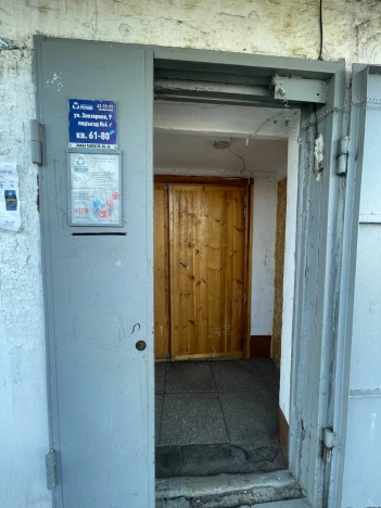 Купить однокомнатную квартиру на улице Строителей в Чите. Вариант № 7560765, 30, площадь -  квм, цена 4100000 рублей