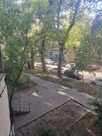 Купить трехкомнатную квартиру в Ростовской области. Вариант № 3946773, 19, площадь -  квм, цена 6200000 рублей