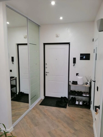 Купить двухкомнатную квартиру у метро Девяткино в Санкт-Петербурге. Вариант № 10077162, 14, площадь -  квм, цена 9800000 рублей