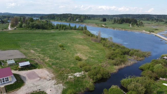 Купить земельный участок на улице Цветочная в Республике Карелия. Вариант № 3091676, 2, площадь -  квм, цена 500000 рублей