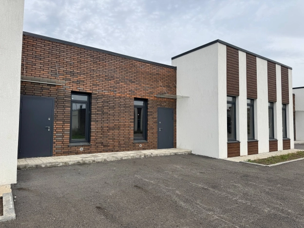 Купить таунхаус в Магнитогорске. Вариант № 3897550, 0, площадь -  квм, цена 7460000 рублей