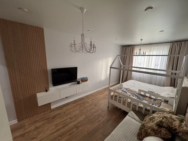 Купить квартиру на вторичке на улице Молодёжная в Владимирской области. Вариант № 10611693, 0, площадь -  квм, цена 5400000 рублей