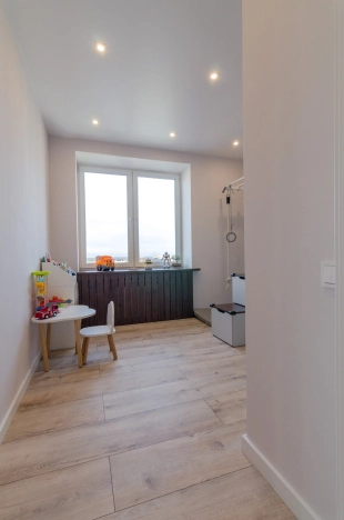 Купить двухкомнатную квартиру на улице Ленинградская в Вологде. Вариант № 16366, 6, площадь -  квм, цена 11250000 рублей