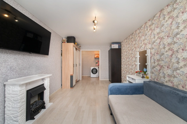 Купить трехкомнатную квартиру на вторичке на улице Карла Маркса в Республике Башкортостан. Вариант № 29408, 5, площадь -  квм, цена 4800000 рублей