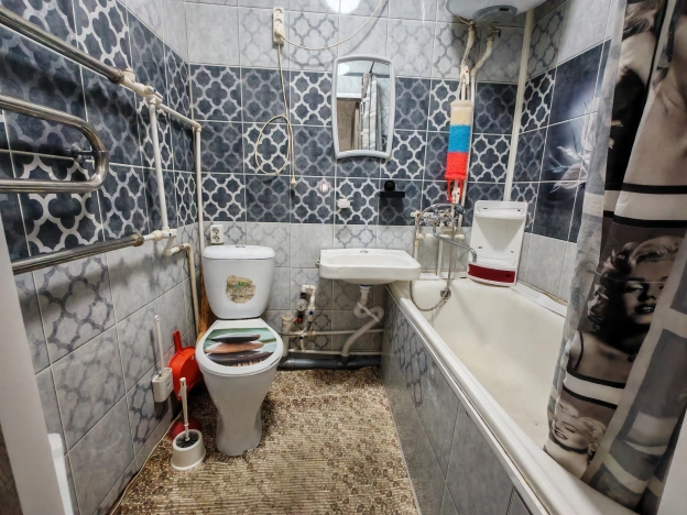 Купить однокомнатную квартиру в Лакинске. Вариант № 3305247, 7, площадь -  квм, цена 2250000 рублей