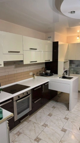 Купить однокомнатную квартиру в Ростовской области. Вариант № 9519616, 11, площадь -  квм, цена 8150000 рублей