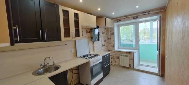 Купить двухкомнатную квартиру на улице Школьная в Владимирской области. Вариант № 42645, 0, площадь -  квм, цена 4650000 рублей