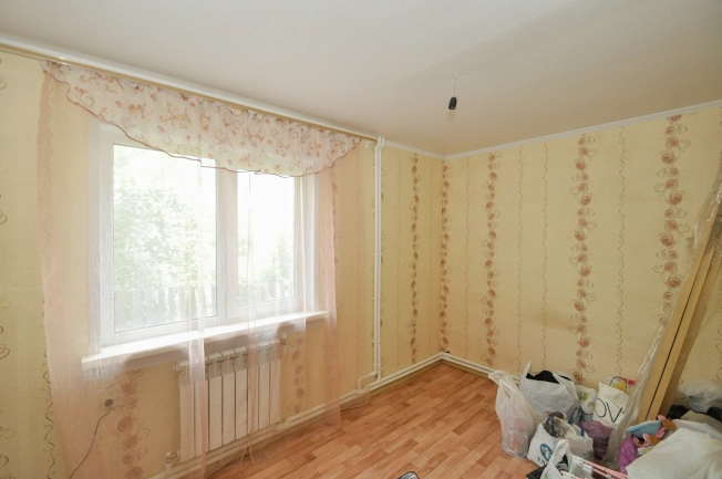 Купить дом в районе Калининский в Новосибирске. Вариант № 53972, 12, площадь -  квм, цена 4700000 рублей