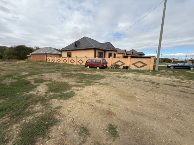 Купить дом в Краснодаре. Вариант № 6148545, 27, площадь -  квм, цена 15500000 рублей