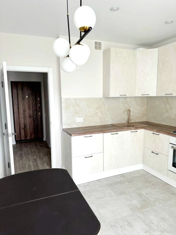 Снять квартиру в Керчи. Вариант № 9722554, 4, площадь -  квм, цена 40000 рублей