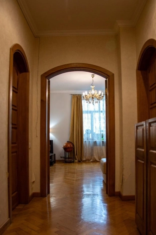 Купить квартиру в Москве. Вариант № 9955889, 14, площадь -  квм, цена 60600000 рублей