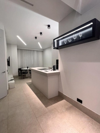 Купить квартиру в Москве. Вариант № 9238134, 1, площадь - квм, цена 50000000 рублей