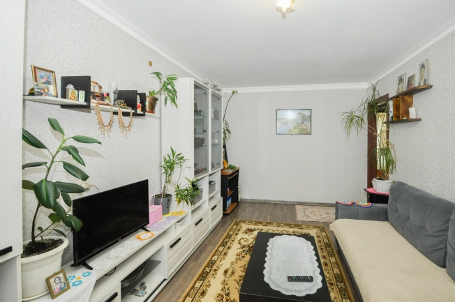 Купить трехкомнатную квартиру в Новосибирской области. Вариант № 8447850, 3, площадь -  квм, цена 5400000 рублей