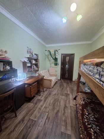 Купить трехкомнатную квартиру на улице Новороссийское шоссе в Краснодарском крае. Вариант № 9200062, 12, площадь -  квм, цена 10000000 рублей