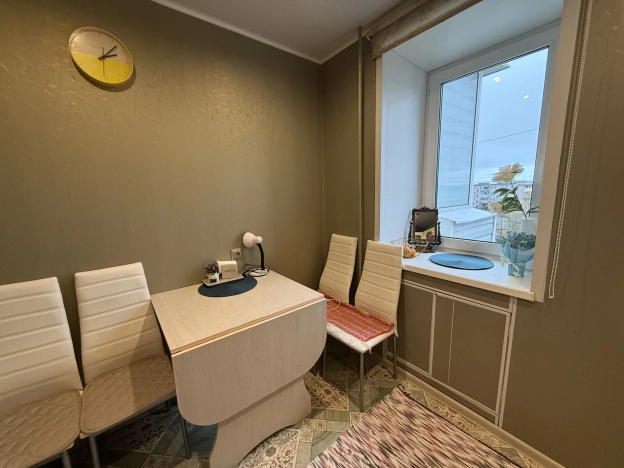 Купить однокомнатную квартиру в Республике Карелия. Вариант № 8628511, 2, площадь -  квм, цена 2800000 рублей