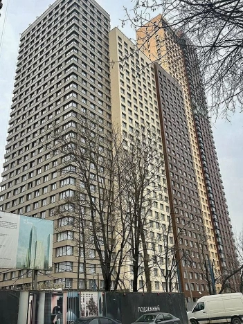 Купить квартиру в Москве. Вариант № 9459700, 38, площадь - квм, цена 28000000 рублей