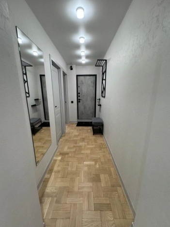 Купить квартиру в Москве. Вариант № 9955905, 9, площадь -  квм, цена 35000000 рублей