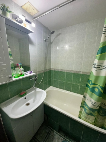 Купить двухкомнатную квартиру на вторичке в Микрорайоне 4-й, Элиста в Элисте. Вариант № 12218, 11, площадь -  квм, цена 4900000 рублей