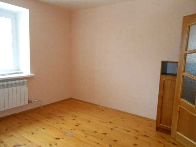 Купить трехкомнатную квартиру в Сыктывкаре. Вариант № 37990, 13, площадь -  квм, цена 4580000 рублей