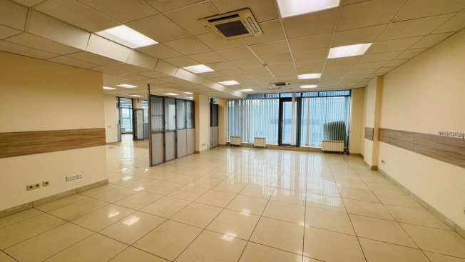 Снять коммерческую недвижимость в Новосибирске. Вариант № 9932509, 0, площадь -  квм, цена 399630 рублей