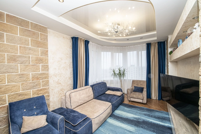 . Вариант № 1808756, 3, площадь - 82 квм, цена 19990000 рублей