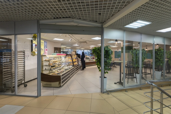 Купить коммерческую недвижимость свободного назначения у метро Бульвар Дмитрия Донского в Москве. Вариант № 17439, 4, площадь -  квм, цена 13700000 рублей