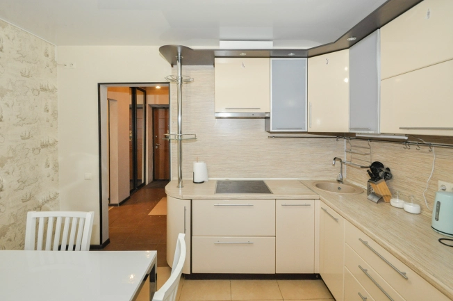 Купить однокомнатную квартиру в районе Советский в Новосибирске. Вариант № 3467173, 2, площадь -  квм, цена 4950000 рублей