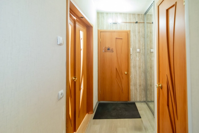 Купить однокомнатную квартиру в Республике Карелия. Вариант № 1040602, 20, площадь -  квм, цена 2990000 рублей