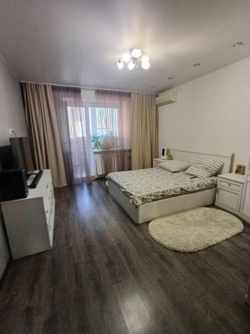 Купить двухкомнатную квартиру на улице Базарова в Волгограде. Вариант № 28619, 4, площадь -  квм, цена 8500000 рублей