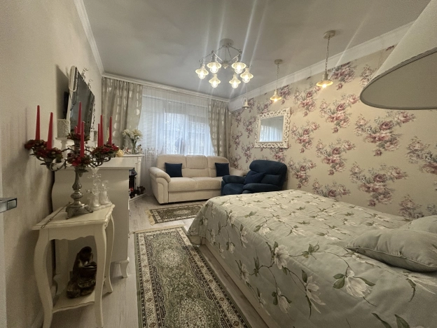 Купить однокомнатную квартиру в Калининградской области. Вариант № 10073881, 12, площадь -  квм, цена 19500000 рублей