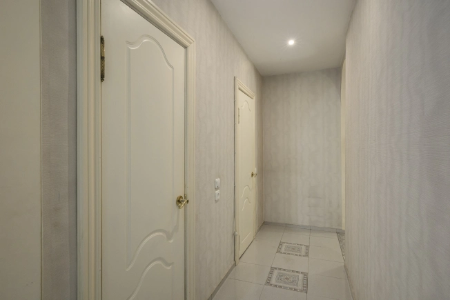 . Вариант № 2345586, 4, площадь - 67.7 квм, цена 9000000 рублей