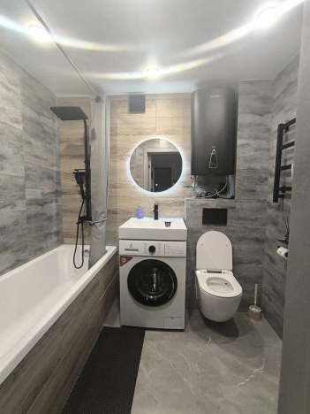 Снять квартиру в Тобольске. Вариант № 10156592, 14, площадь -  квм, цена 45000 рублей